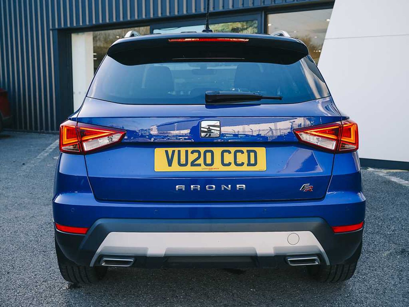 SEAT Arona 1.0 TSI (115ps) FR Sport SUV*PERFORMANCE ALLOYS, HEATED SEATS*