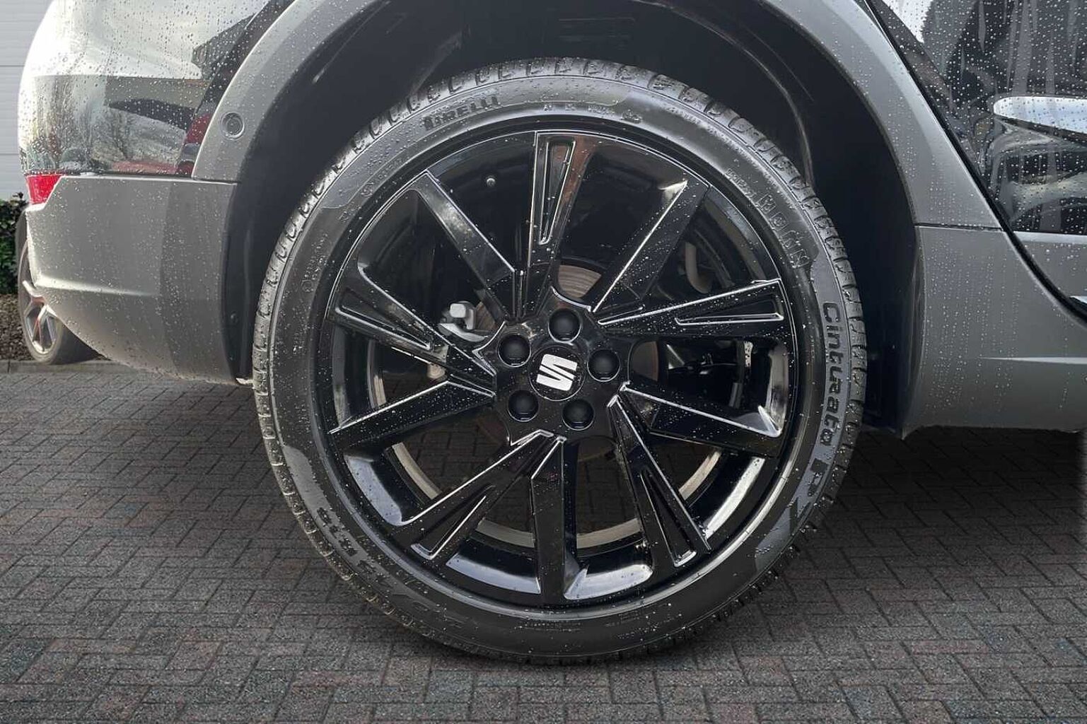 SEAT Arona 1.0 TSI 115 FR Black Edition 5dr*heated seats*