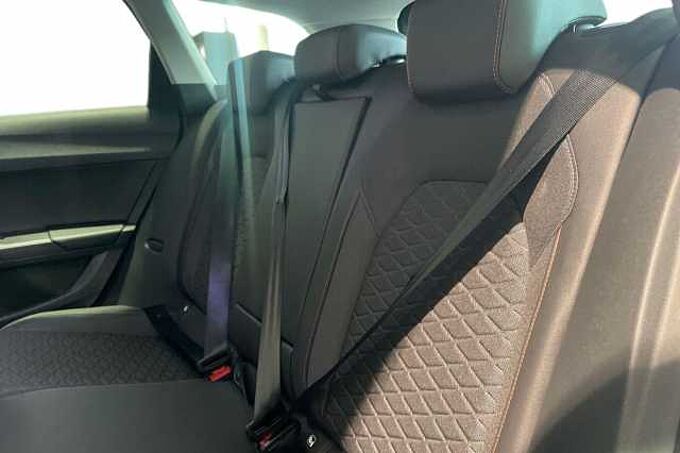 SEAT Leon 1.5 eTSI 150 FR 5dr DSG *Delivery Miles*