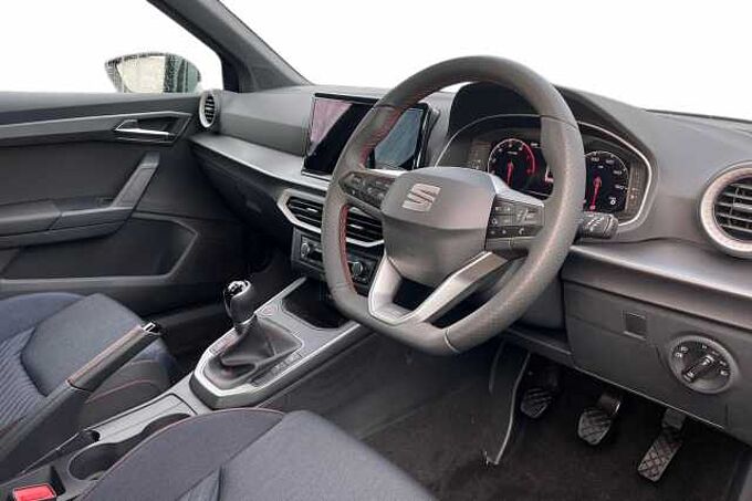 SEAT Arona 1.0 TSI 115 FR Black Edition 5dr*heated seats*